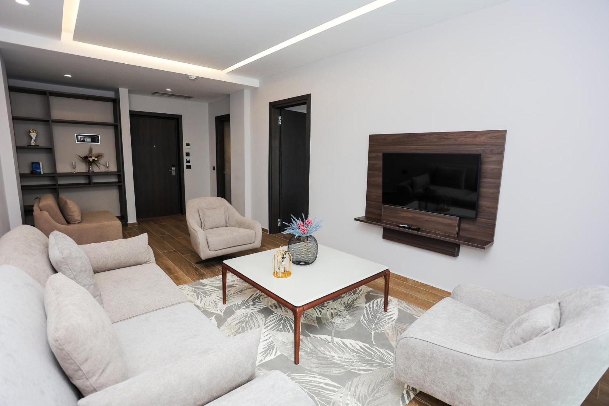 סרנדה Joelle Premium Hotel מראה חיצוני תמונה